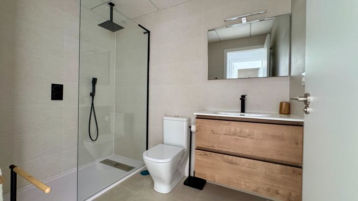 Image No.34-2 Bed Bungalow for sale