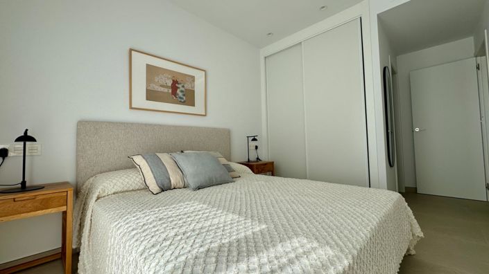 Image No.38-2 Bed Bungalow for sale