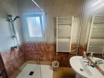 propertyattachment1dyqesfsk520250908095403