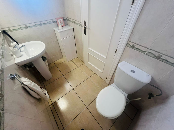 Image No.25-6 Bed Villa for sale