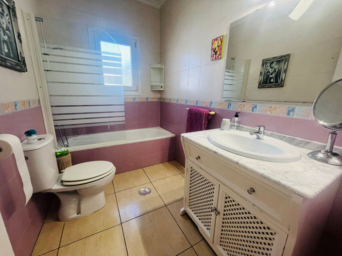 Image No.26-6 Bed Villa for sale