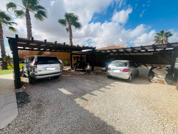 Image No.37-6 Bed Villa for sale