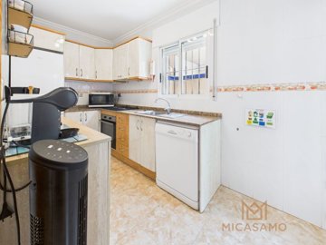 9784spaciousvillawith3bedroomsand2bathroomses