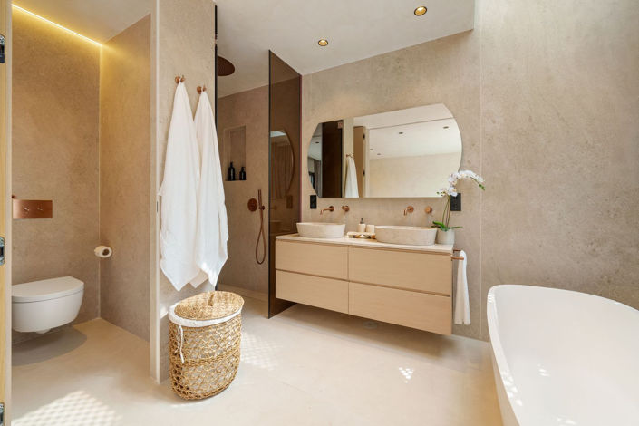 Image No.36-4 Bed Townhouse for sale