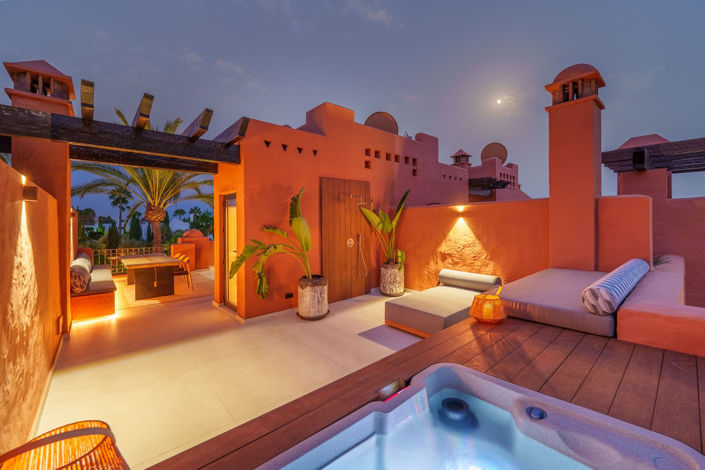 Image No.48-4 Bed Townhouse for sale