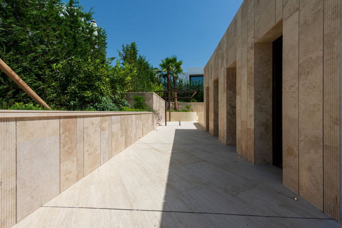Image No.15-5 Bed House for sale