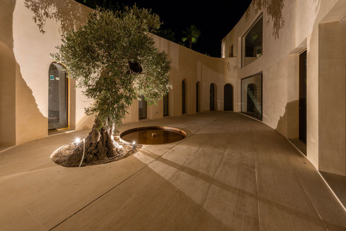 Image No.37-5 Bed House for sale