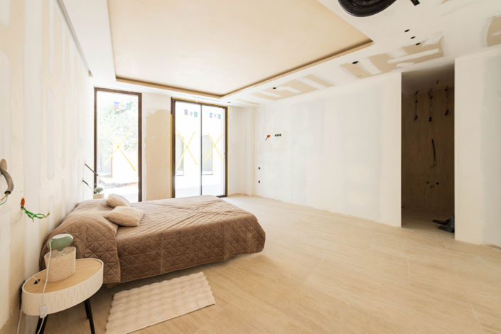 Image No.8-5 Bed House for sale