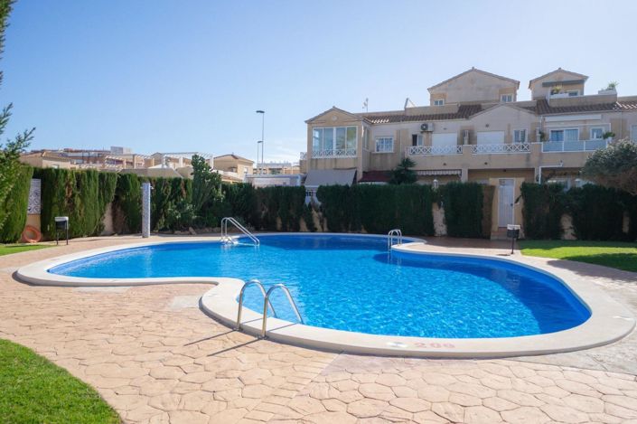 Image No.1-2 Bed Duplex for sale