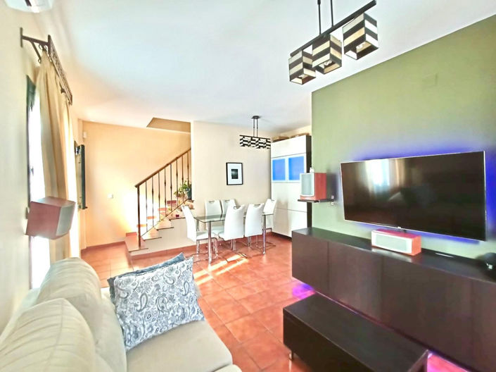 Image No.1-3 Bed Townhouse for sale