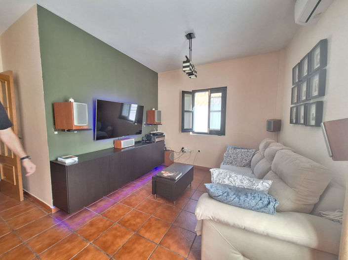 Image No.2-3 Bed Townhouse for sale