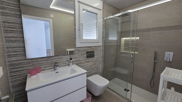 Image No.13-3 Bed Villa for sale