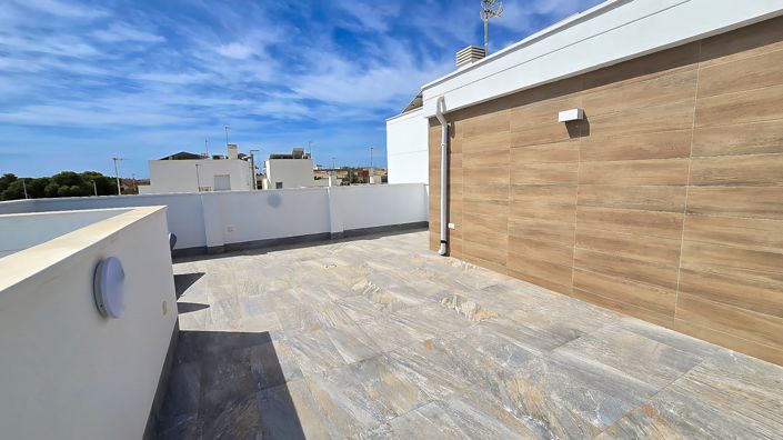 Image No.18-3 Bed Villa for sale