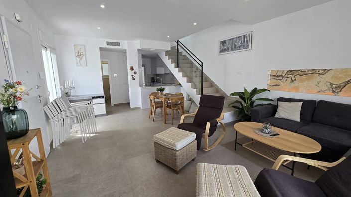 Image No.3-3 Bed Villa for sale