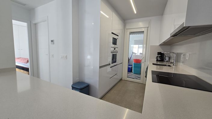 Image No.7-3 Bed Villa for sale