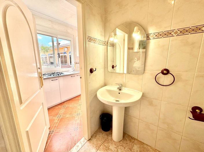 Image No.13-3 Bed Villa for sale