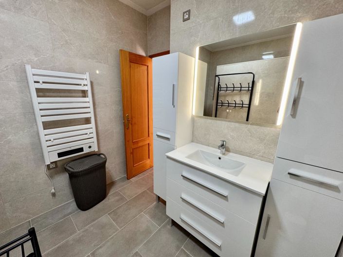 Image No.23-3 Bed Villa for sale