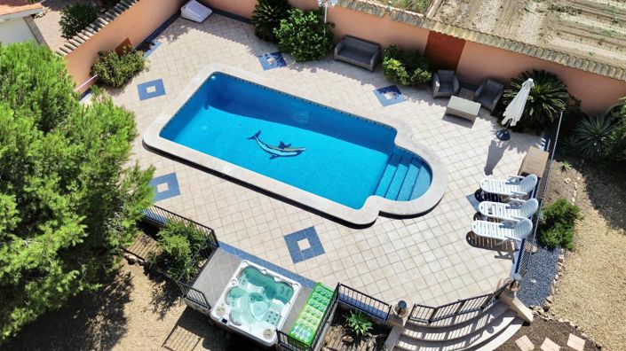 Image No.6-3 Bed Villa for sale