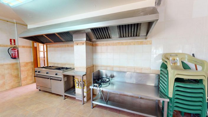 Image No.10-4 Bed House for sale