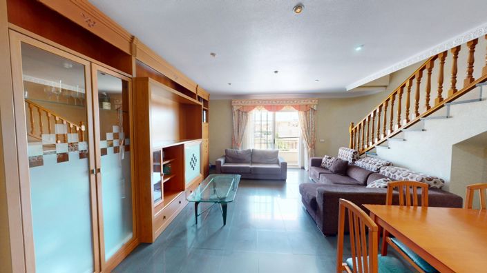 Image No.16-4 Bed House for sale