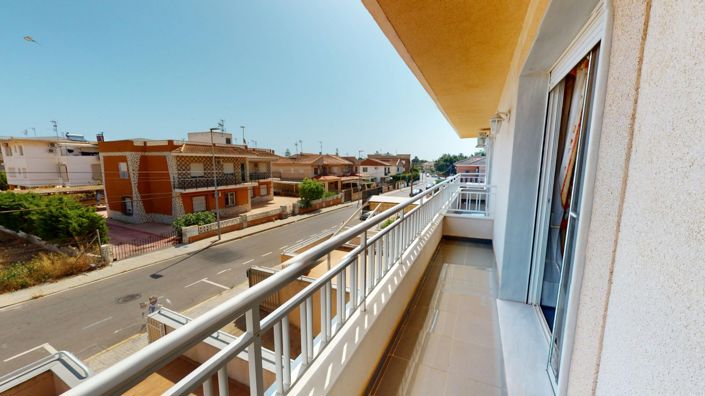 Image No.19-4 Bed House for sale