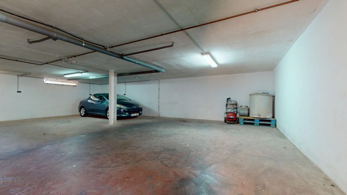 Image No.29-4 Bed House for sale