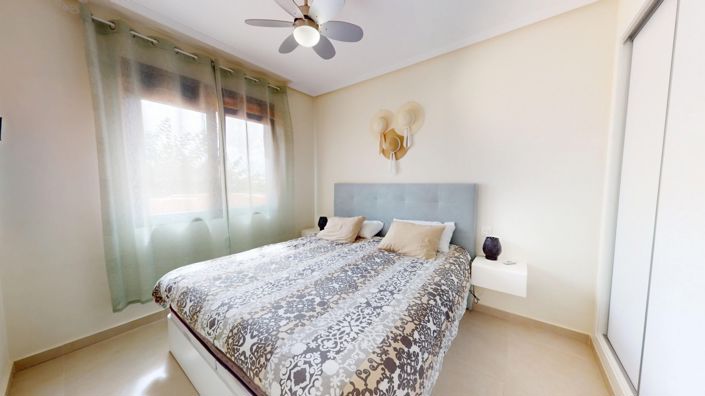 Image No.15-2 Bed Apartment for sale