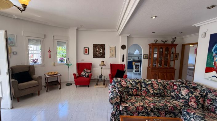 Image No.25-4 Bed Villa for sale