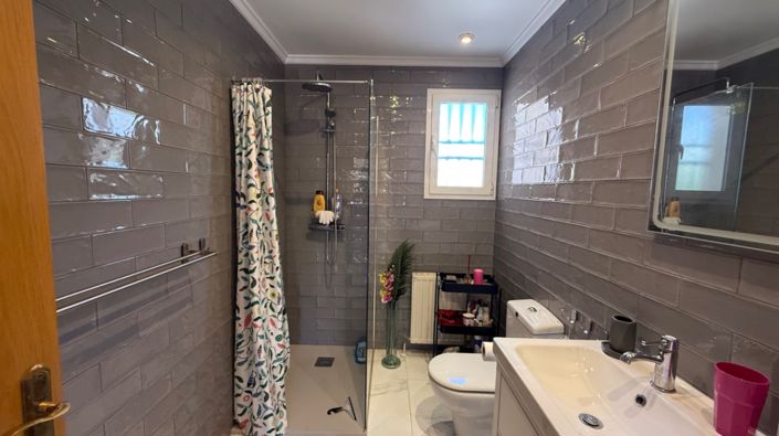 Image No.31-4 Bed Villa for sale