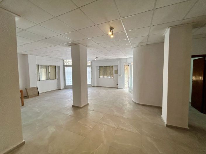 Image No.2-Appartement de 4 chambres à vendre à Torrevieja