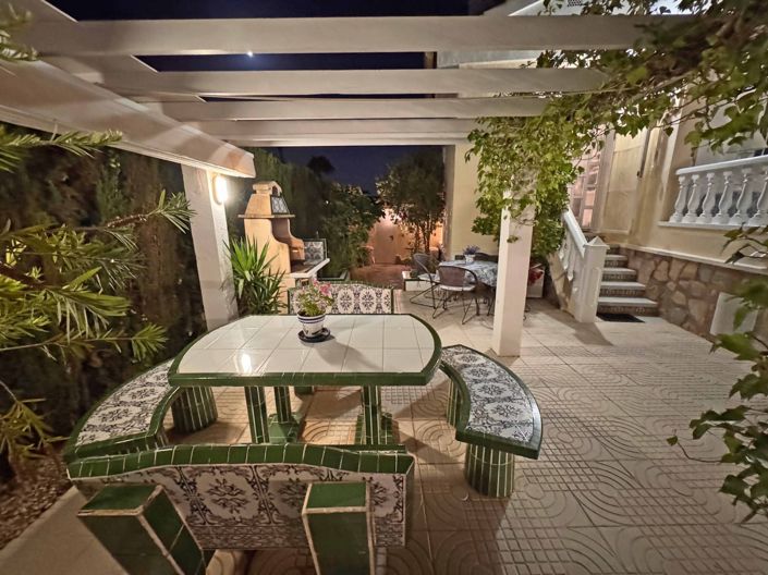 Image No.26-3 Bed Townhouse for sale