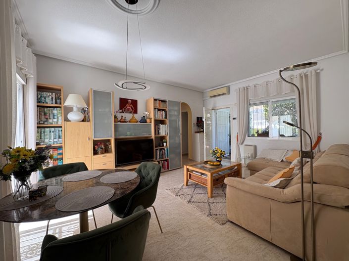 Image No.3-3 Bed Townhouse for sale