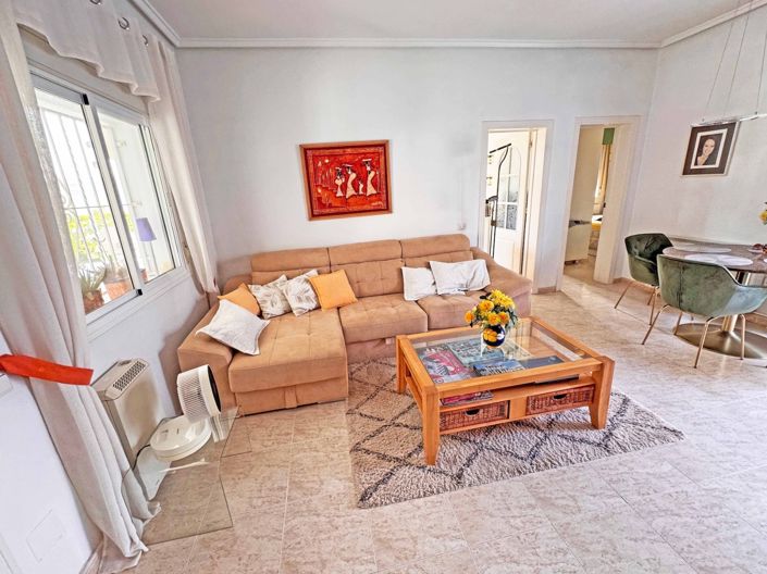 Image No.6-3 Bed Townhouse for sale