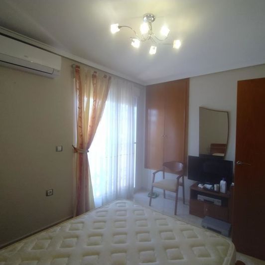 Image No.26-3 Bed Property for sale