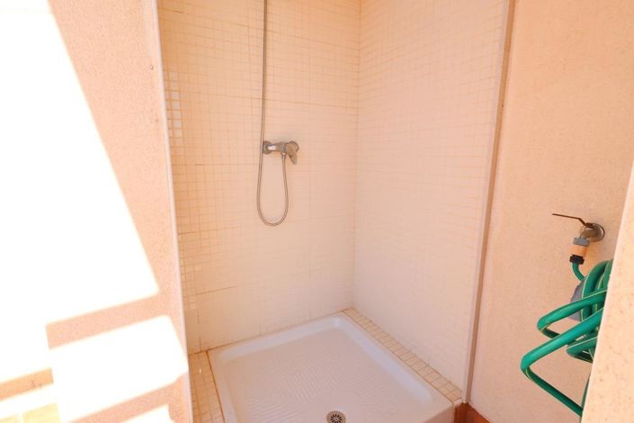 Image No.20-2 Bed Apartment for sale