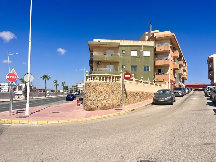 Image No.1-2 Bed Apartment for sale