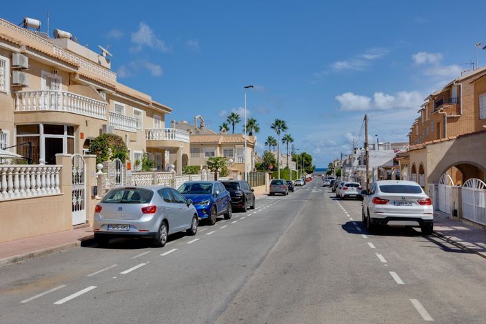 Image No.31-2 Bed Bungalow for sale