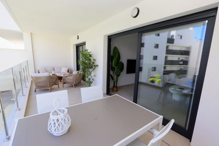 Image No.21-2 Bed Apartment for sale