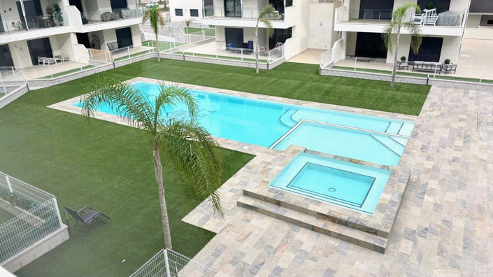 Image No.25-2 Bed Apartment for sale