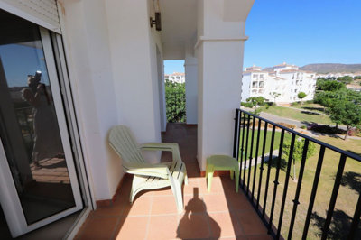 12-53013098fcab6c38b1379cd33298e050