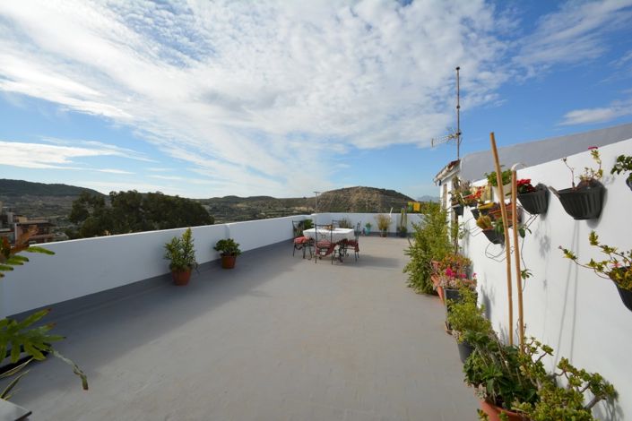 Image No.1-4 Bed Penthouse for sale