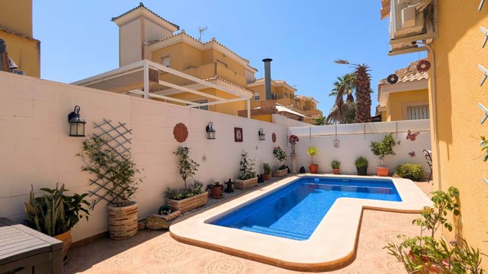 Image No.16-Villa de 2 chambres à vendre à Alicante