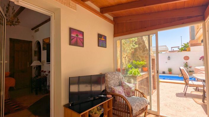 Image No.25-Villa de 2 chambres à vendre à Alicante