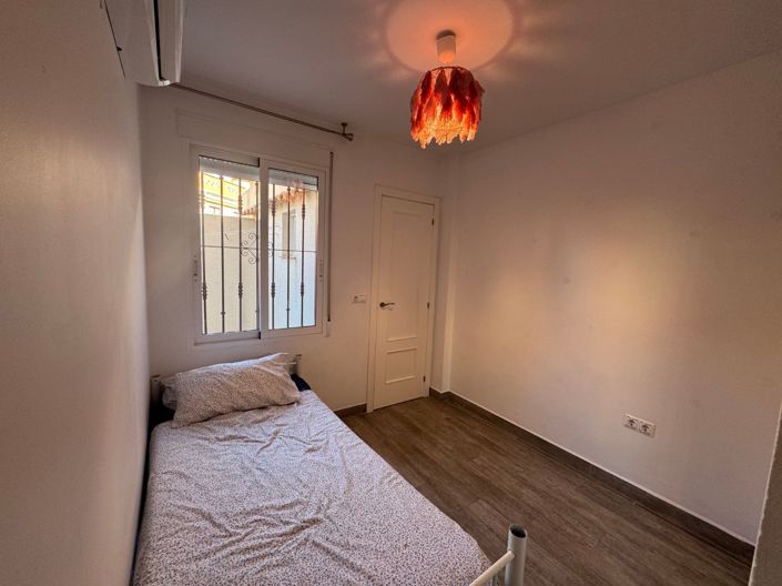 Image No.9-Appartement de 2 chambres à vendre à La Zenia