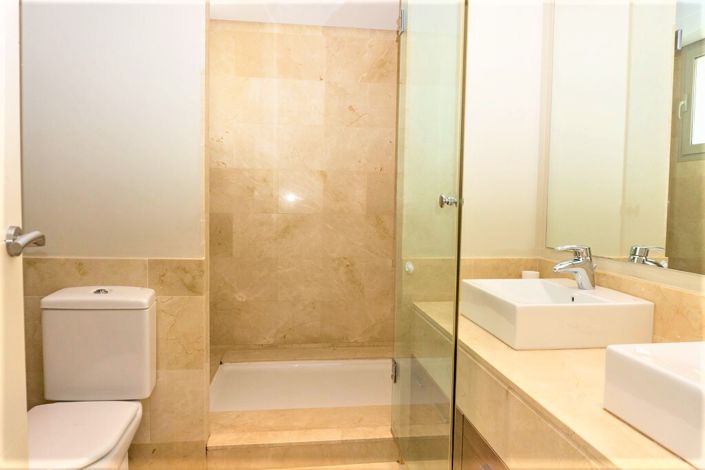 Image No.43-3 Bed Villa for sale