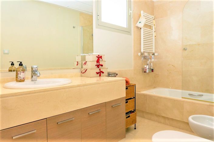 Image No.48-3 Bed Villa for sale