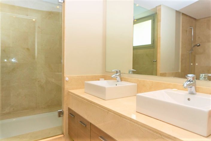 Image No.46-3 Bed Villa for sale