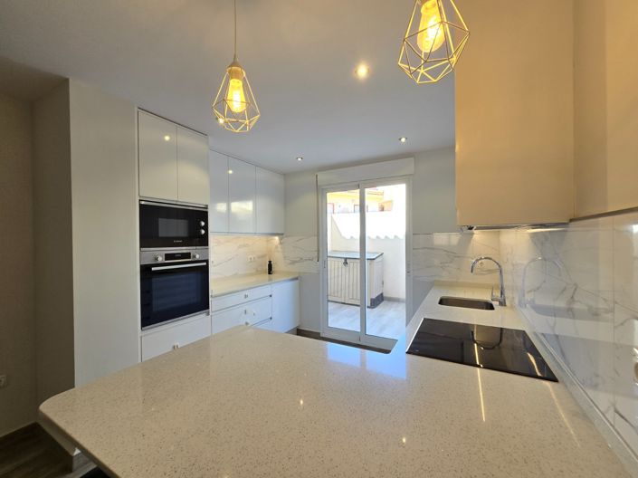 Image No.12-2 Bed Apartment for sale