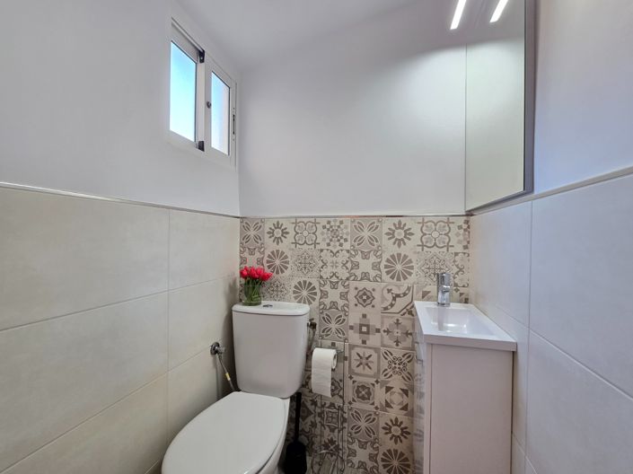 Image No.25-2 Bed Apartment for sale