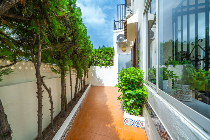 Image No.32-2 Bed Bungalow for sale